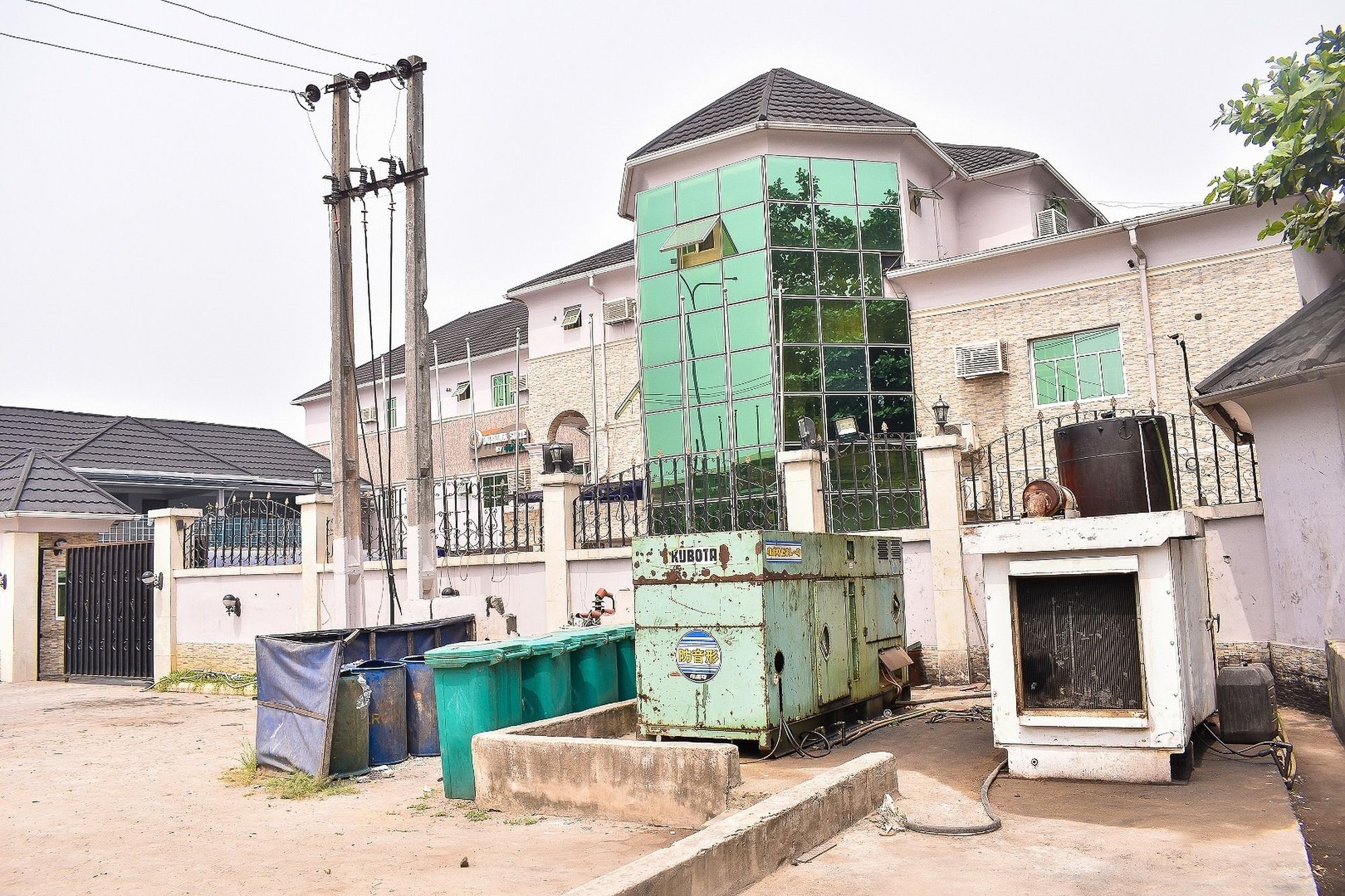 Dublina Suites Festac Town Exterior photo